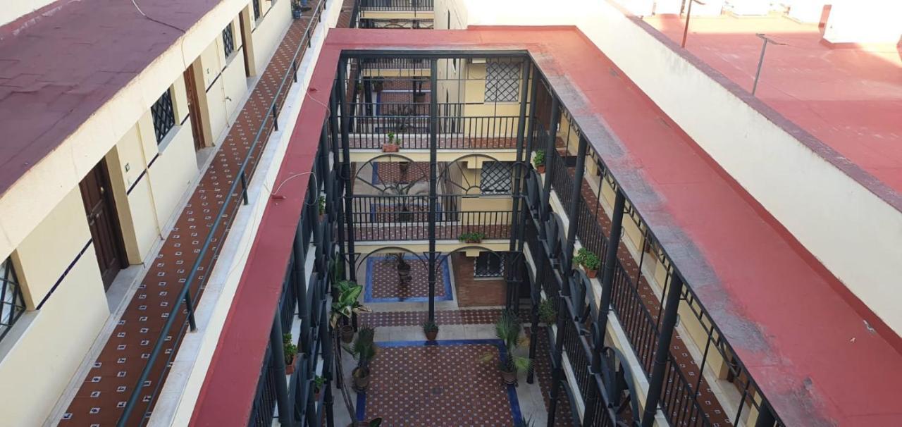 Estudio Sevilla Centro Exteriör bild