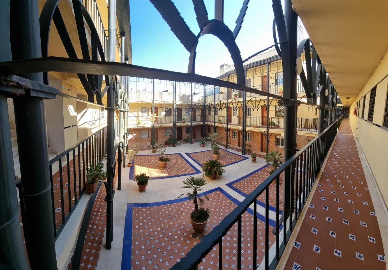 Estudio Sevilla Centro Exteriör bild